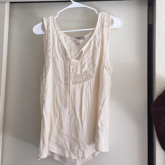 Lace detailed tank top