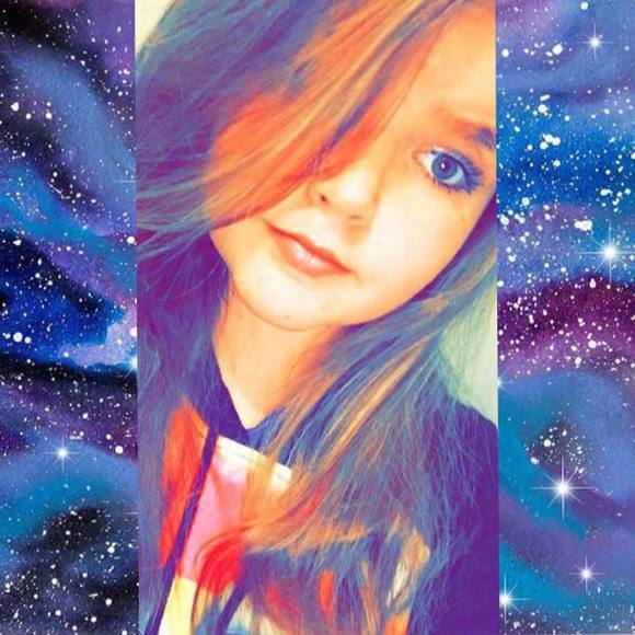 Meet your Posher, Kèłśęá - Picture 1 of 1