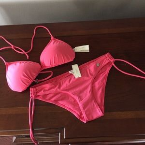 Gilly Hicks bikini set
