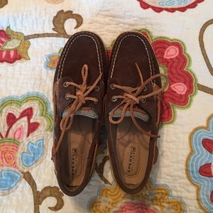 Sperry Topsiders