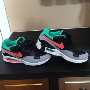 NWOT Nike Air Max