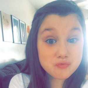 Meet your Posher, Lily