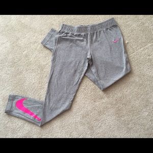 Girls Nike Leggings -YOUTH-
