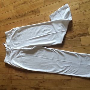 White sweat pants