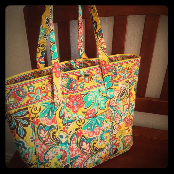 🌼Vera Bradley Large Laptop Tote In Provençal🌼