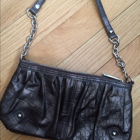 Small platinum bag/wristlet - Picture 2 of 4