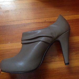 Low cut boot/heels -- only worn once!