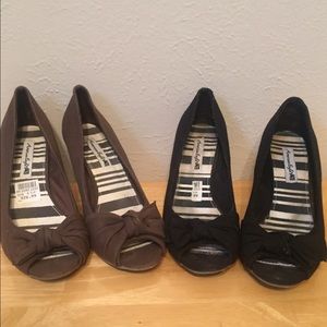 American Eagle BOGO Black and Brown Wedges