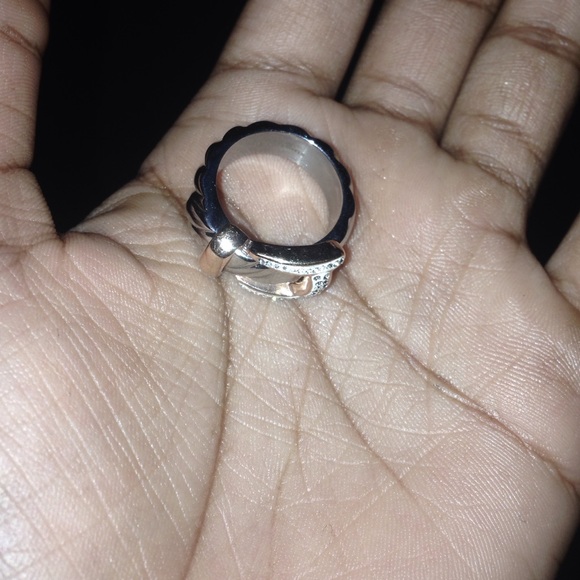 Ring - Picture 2 of 3