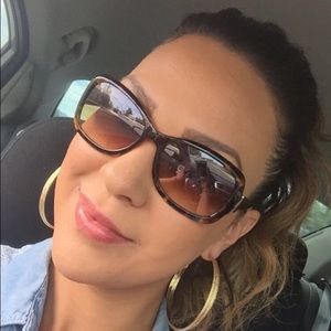 Meet your Posher, Erika