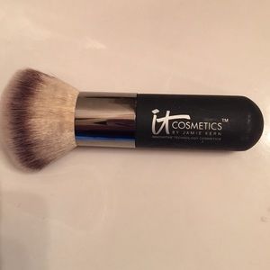 IT Full Powder Face Brush