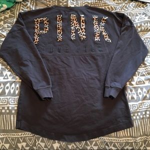 🌻 REDUCED PRICE🌻 Pink Victoria Secret Crew