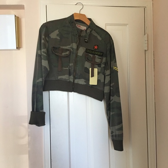 Cropped Camo  Jacket