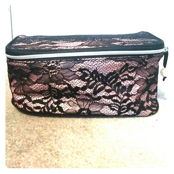 Makeup bag
