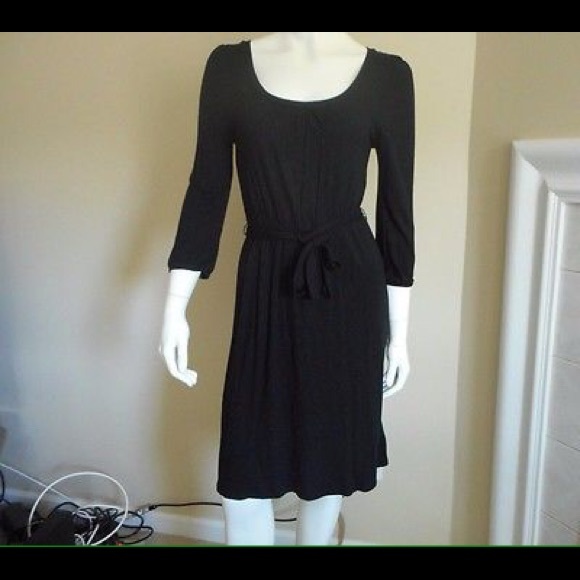 Old Navy Black 3/4-Sleeve Knit Dress