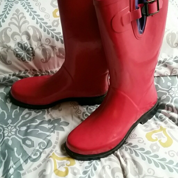 Rain boots