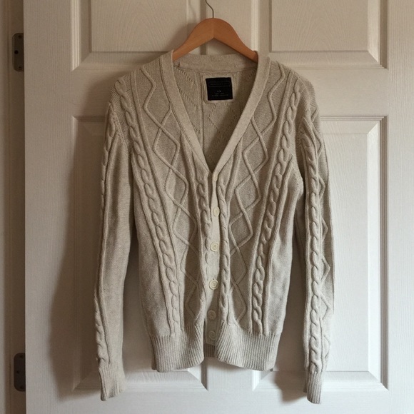 Men's Cable Knit Cardigan