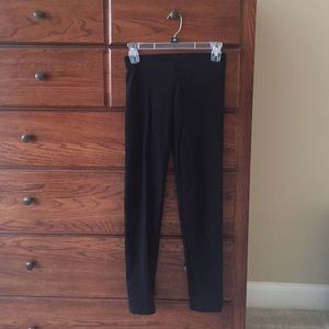 Black leggings