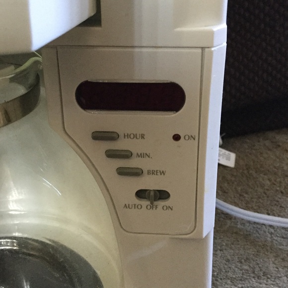 Coffee maker - Picture 3 of 4