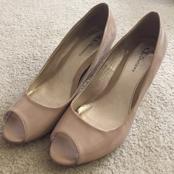 CL by Laundry Nude Wedges - Women's Size 11