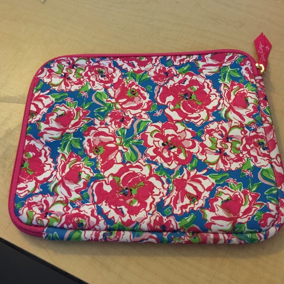 Lilly Pulitzer tablet/iPad case in Lucky Charms