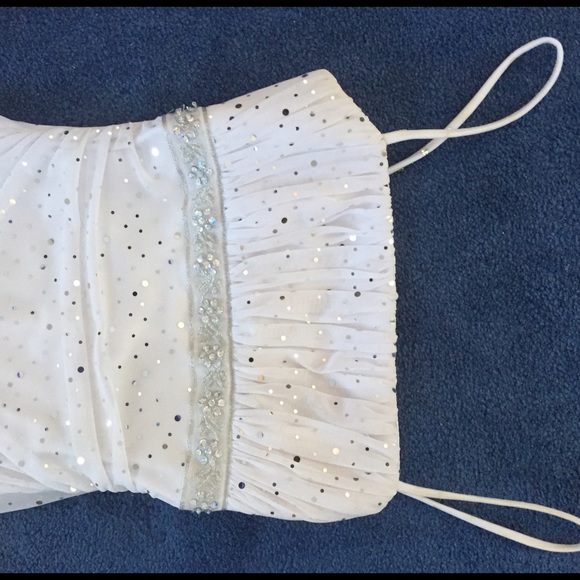 Formal Dress - Picture 2 of 3