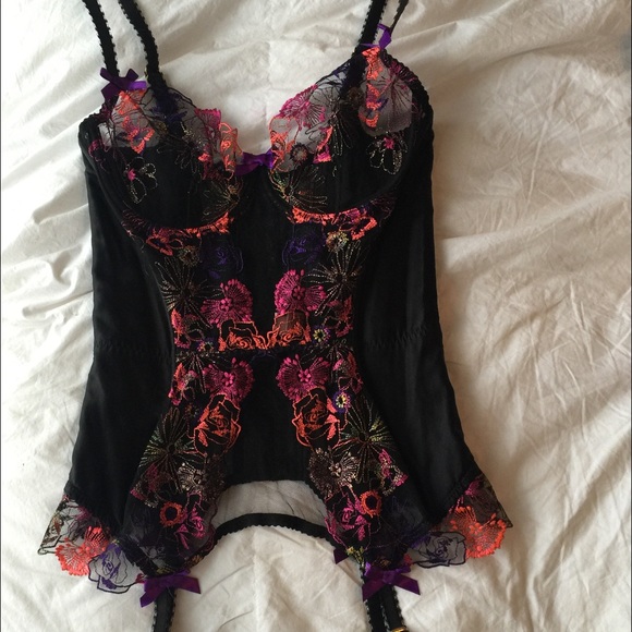 Agent Provocateur Black Basque