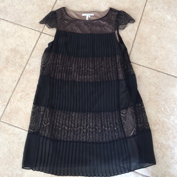 Worn once! Lace MaxandCleo Dress