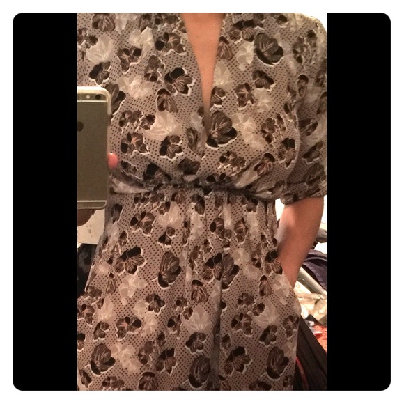 Dress - Picture 1 of 2