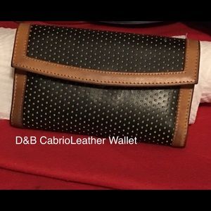 Dooney & Bourke CabrioLeather Wallet Black Tan