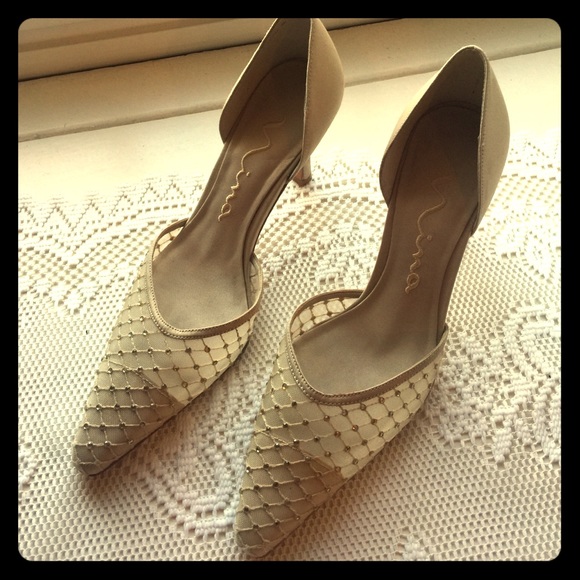 Sparkled Nina gold dress shoes