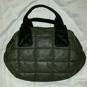Shoedazzle Gray Quilted bag with crossbody strap