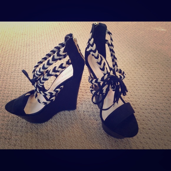 JustFab NWOT wedges size 7.5 Super Sexy 👠👠❤️👠👠