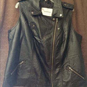 Moto style vest