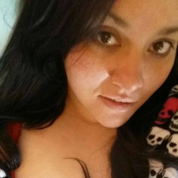 Meet your Posher, Nacole - Picture 1 of 1