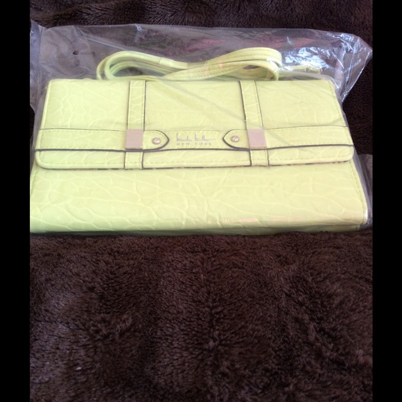 🆕New Nicole Miller Handbag🆕 - Picture 1 of 3