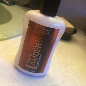 Bath & Body Works: Dark Amber for Men