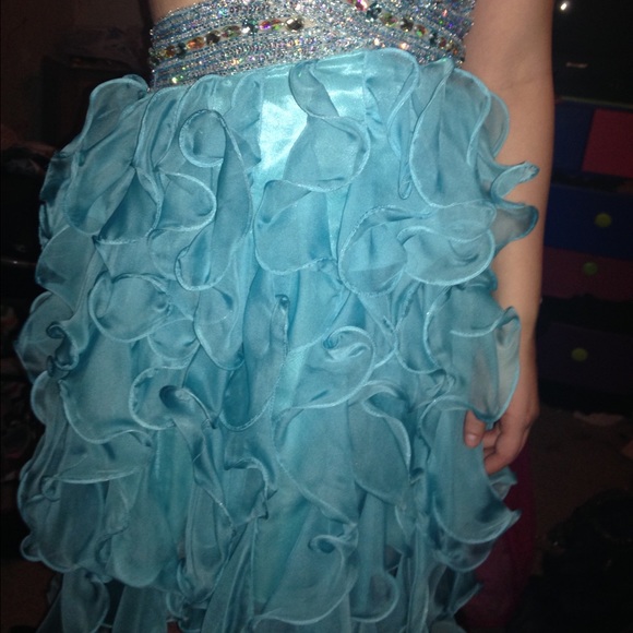 Prom Dress - Picture 2 of 4