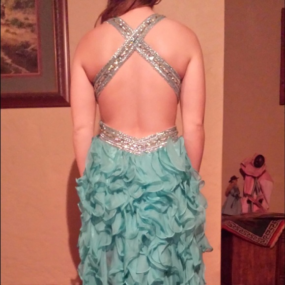 Prom Dress - Picture 4 of 4