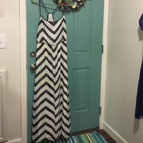 Bisou Bisou Maxi Dress!