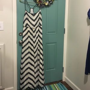 Bisou Bisou Maxi Dress!