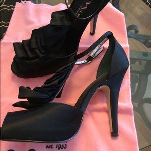 Nina dress pumps