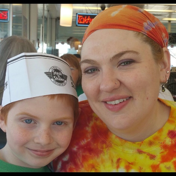 💜❤️💜Hello Poshers!❤️💜❤️💜😎 - Picture 2 of 3