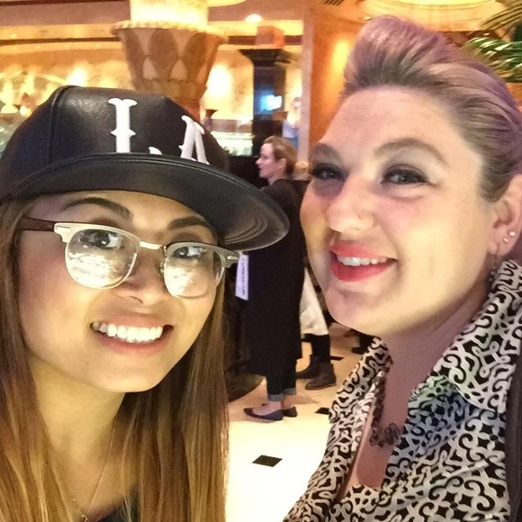 💜❤️💜Hello Poshers!❤️💜❤️💜😎 - Picture 3 of 3