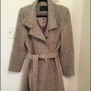 TAHARI wool coat size 12