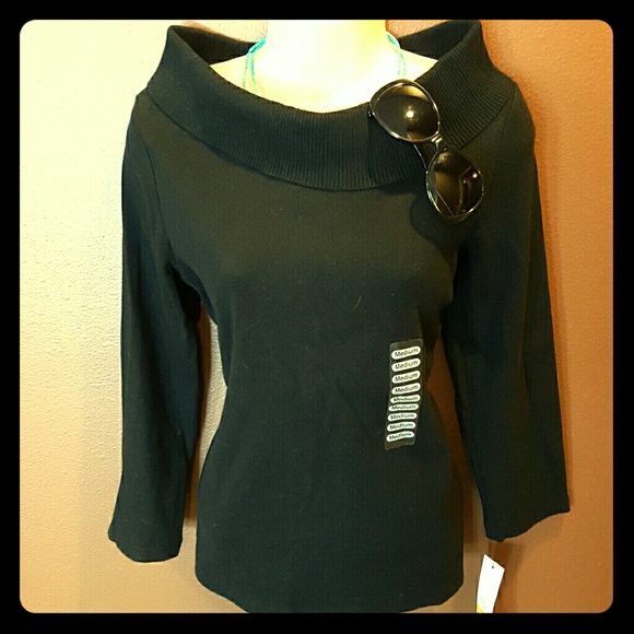 Classy black boat neck sweater