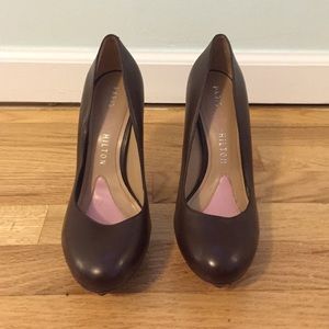 Platform heels, 7.5, great w/ skinny jeans!