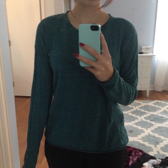 H&M emerald-colored light sweater - Picture 1 of 4
