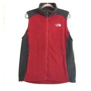 Men's The North Face fleece zip up vest.