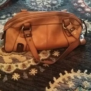Perfect All Season Leather Fossil Satchel